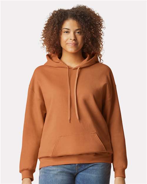 Gildan - Unisex Softstyle® Midweight Hooded Sweatshirt - SF500