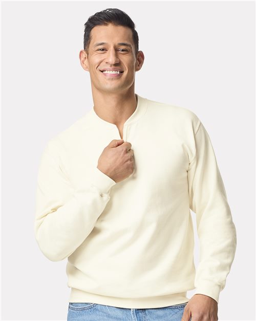 Gildan - Unisex Softstyle® Midweight 1/4 Zip Sweatshirt - SF008