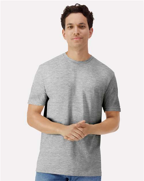 Gildan - Unisex Light Cotton T-Shirt - 3000