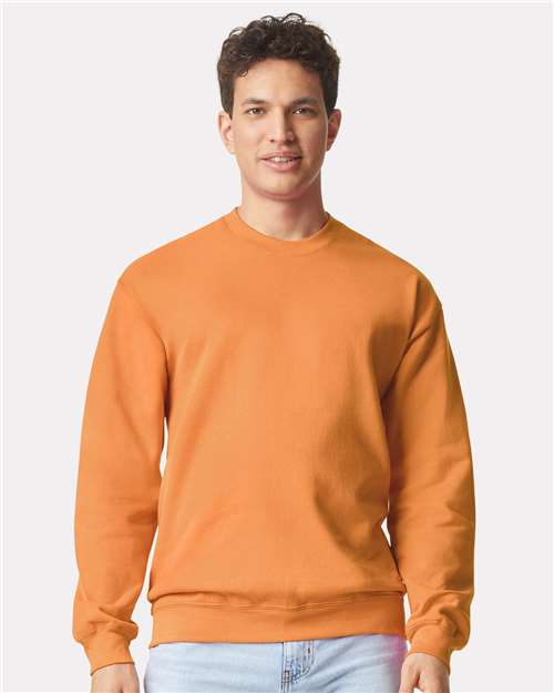 Gildan - Unisex Softstyle® Midweight Crewneck Sweatshirt - SF000