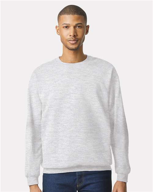 Gildan - Softstyle® Midweight Crewneck Sweatshirt - SF000