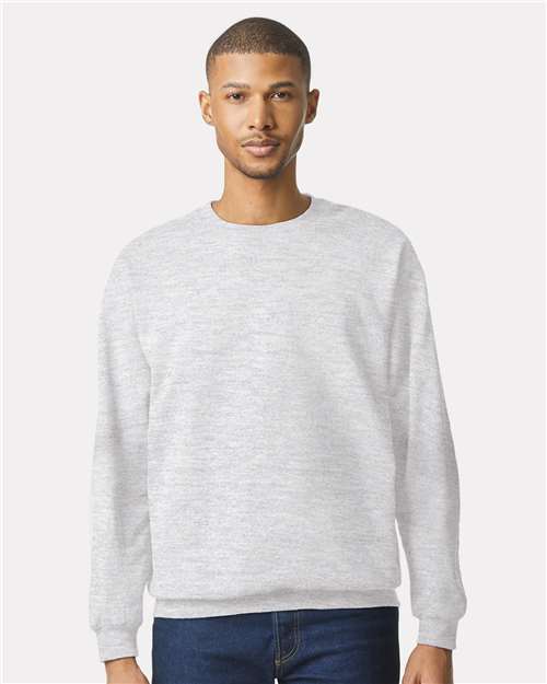 Gildan - Unisex Softstyle® Midweight Crewneck Sweatshirt - SF000