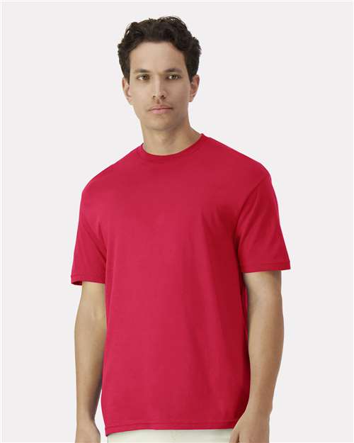 Gildan - Unisex Light Cotton T-Shirt - 3000