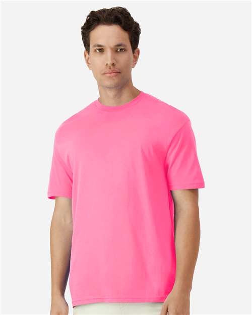 Gildan - Unisex Light Cotton T-Shirt - 3000