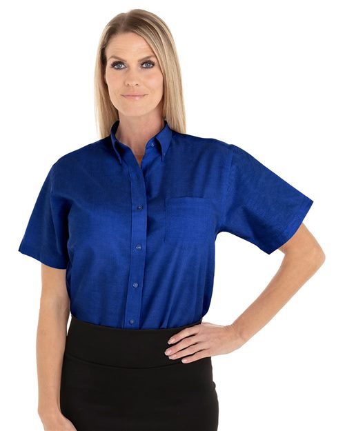 Van Heusen - Women's Oxford Short Sleeve Shirt - 18CV301